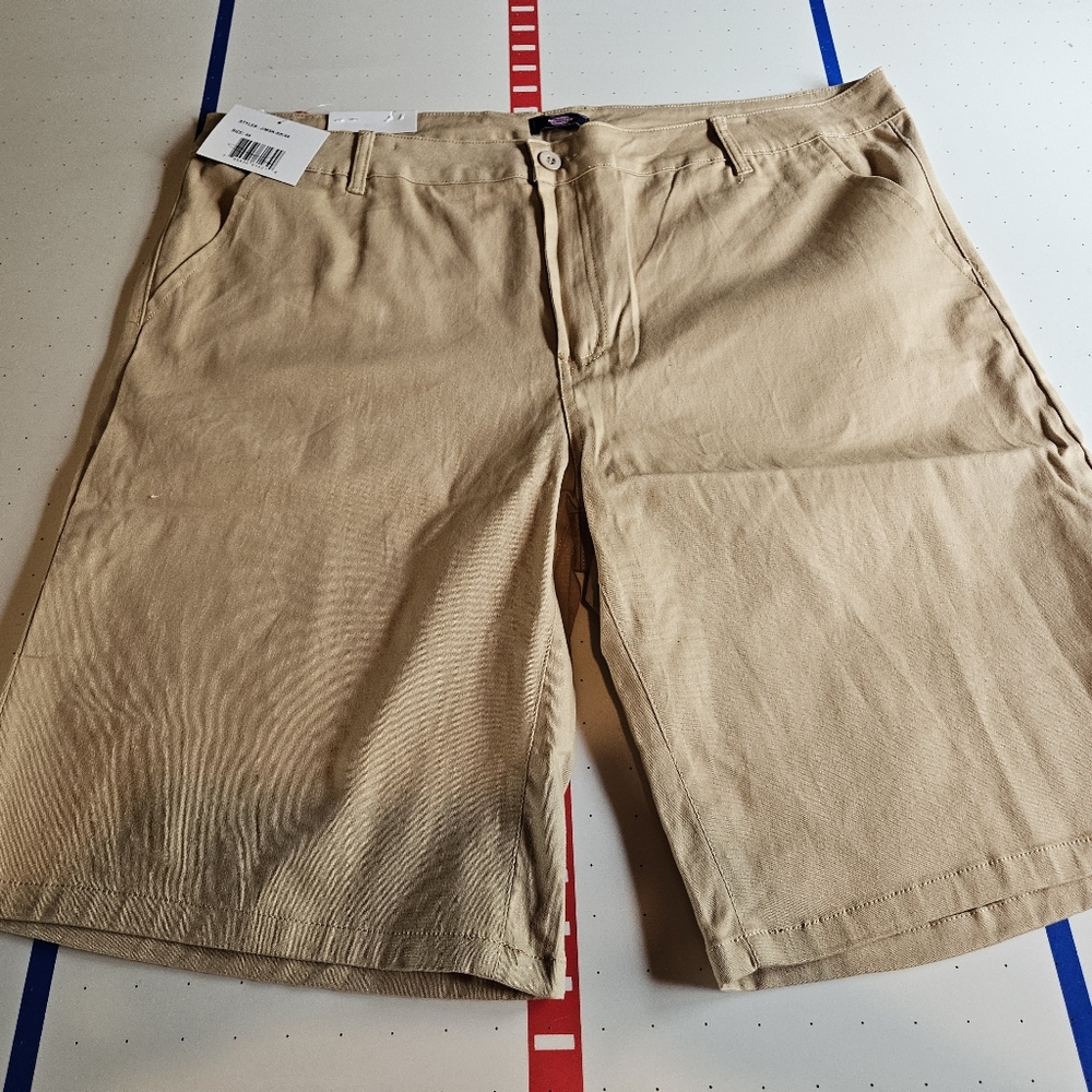 Men's Approve Flat Front Shorts size 44
